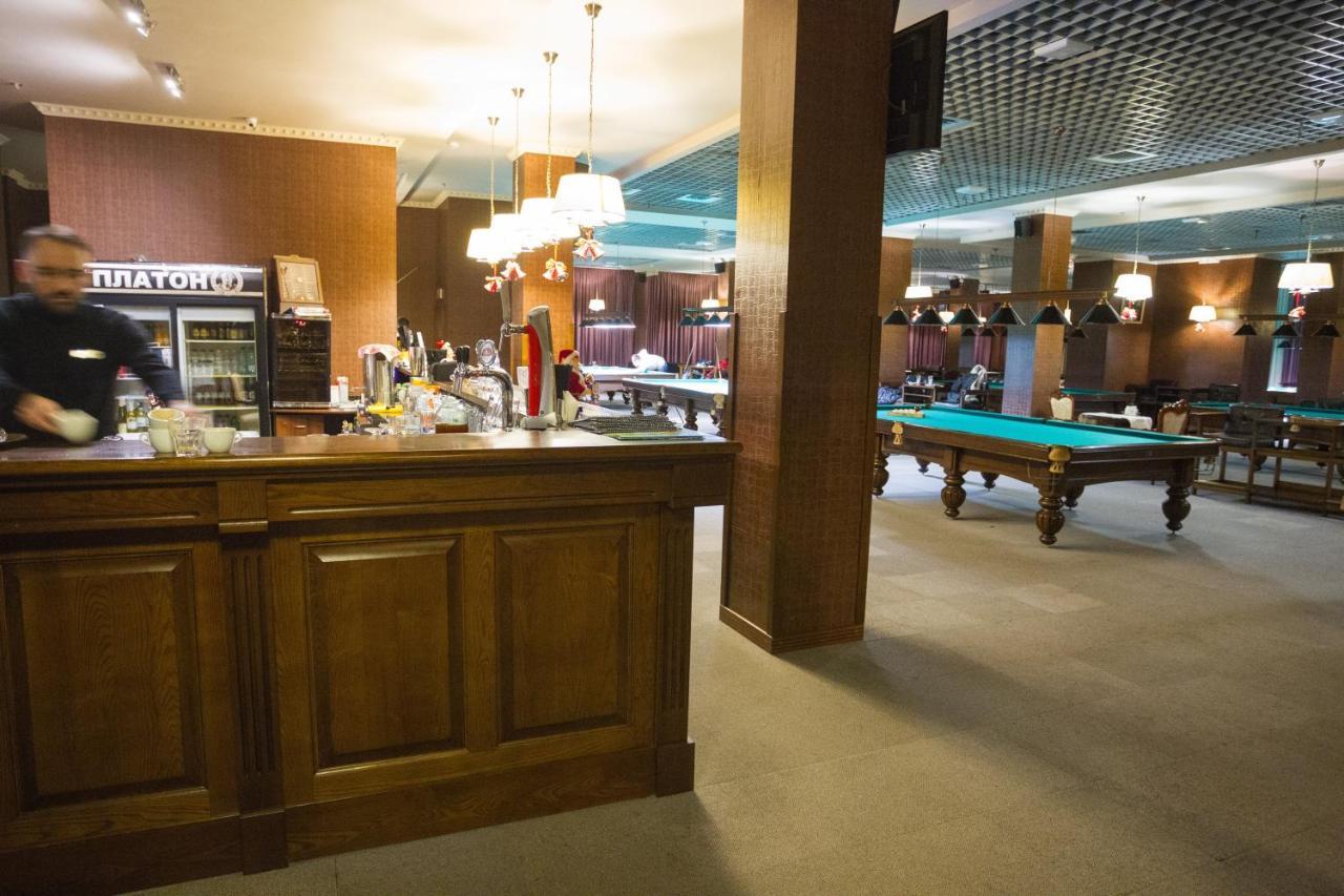 Navit Luxury Apartments With Breakfast Near The Railway Station, The City Center And The Park Kiev Buitenkant foto